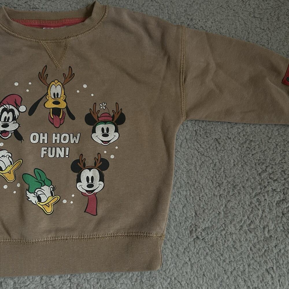Disney Christmas Crew Neck Sweatshirt Size 2T Boys Beige - Picture 6 of 12